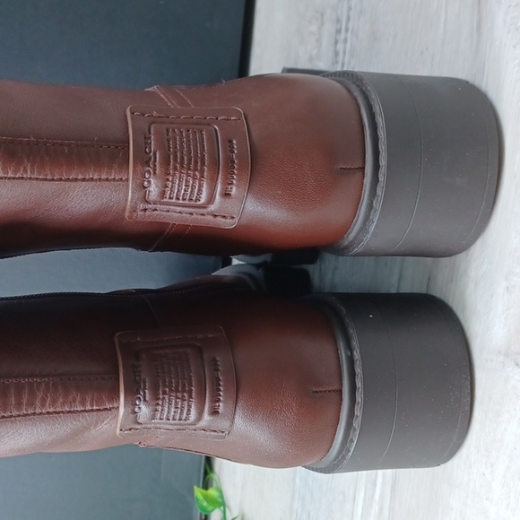 Coach Lilli Leather Boot In Walnut NIB - Picture 9 of 13